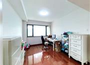 星河丹堤花园-次卧