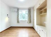 百花公寓（一期）-主卧