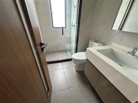 卓越荣津瀚海湾名庭-卫生间