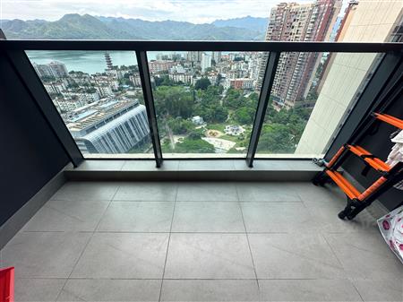 卓越荣津瀚海湾名庭-阳台