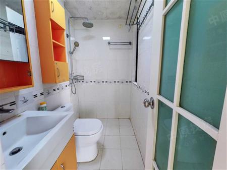 桐林花园-卫生间