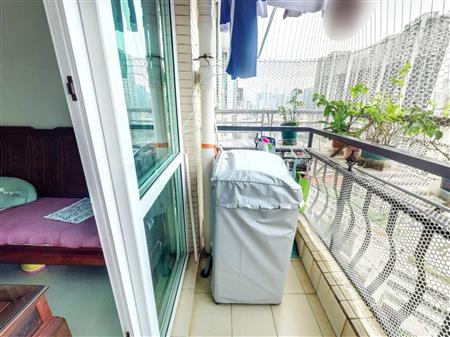 福田中港城-阳台