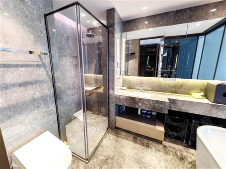 半岛城邦花园四期-卫生间