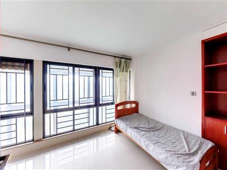 硅谷别墅三期-次卧