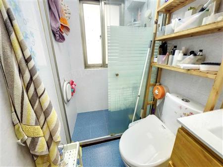 向贵楼-卫生间