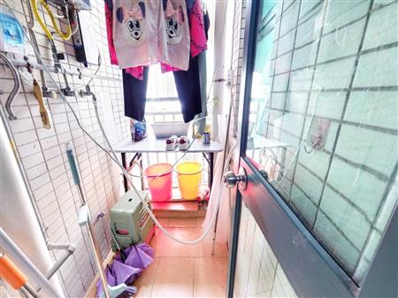 金色年华家园-阳台