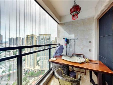 信义金御半山（一期）-阳台