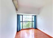 英郡年华花园（一期）-主卧