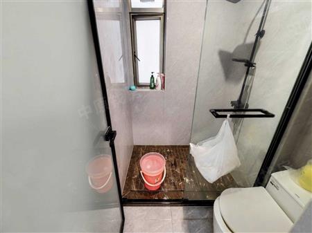 假日湾华庭-卫生间