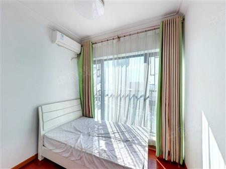 儒骏城立方-次卧