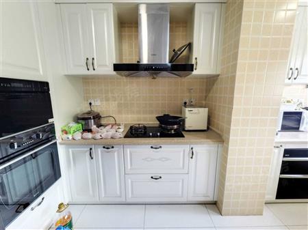 四季山水花园-厨房