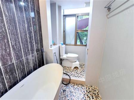 发展兴苑-卫生间