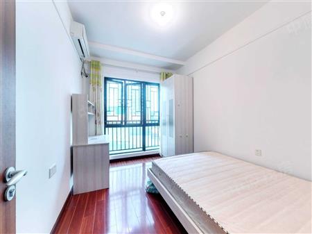 万科金域缇香（二期）-次卧