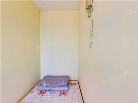 英郡年华花园（二期）-次卧