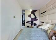 鸿隆世纪广场-主卧