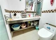 鸿隆世纪广场-卫生间