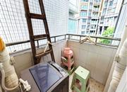 东方盛世花园-阳台