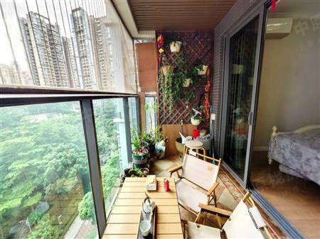 合正汇一城-阳台