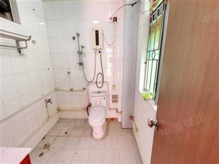 华昱花园-卫生间