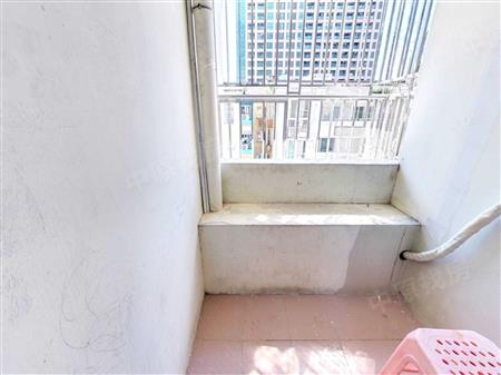 旭飞华逸园-阳台