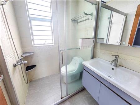 中翠花园-卫生间