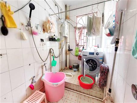 余岭山庄-卫生间