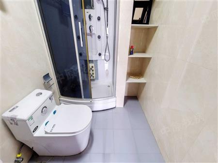 半岛城邦花园二期-卫生间