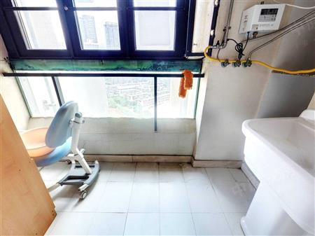 半岛城邦花园二期-阳台