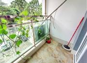 大芬油画苑-阳台