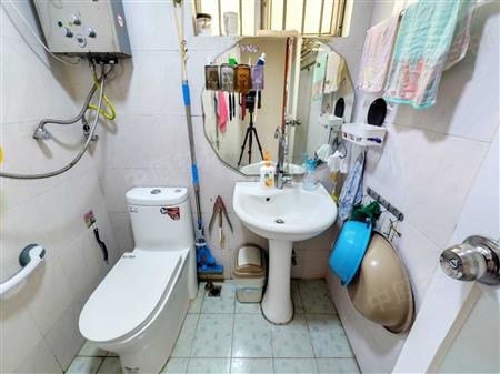 新新家园-卫生间