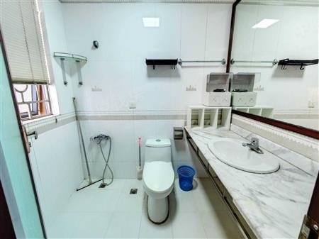 百仕达花园一期-卫生间
