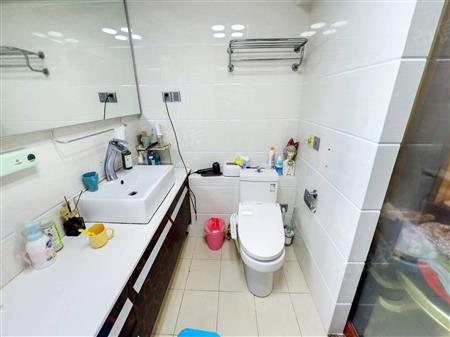 世界花园海华居-卫生间