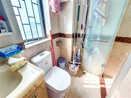 花样年花港家园-卫生间