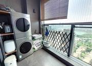 天健天骄南苑-阳台