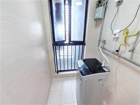 英郡年华花园（三期商业）-阳台