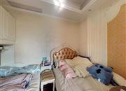 城市绿洲花园-主卧