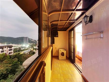 三科麓湾-阳台