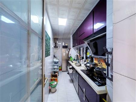 金众云山栖-厨房