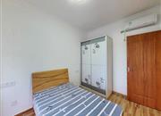 英郡年华花园（三期）-主卧