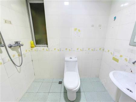 信义假日名城(六期溢芳园)-卫生间