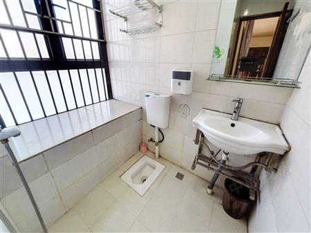 慢城（三期）-卫生间