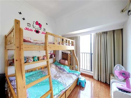 流塘阳光花园-次卧