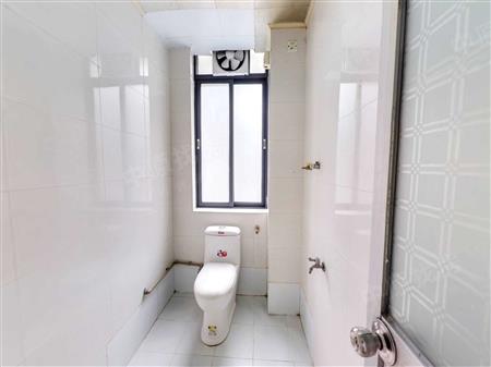 吉星花园-卫生间