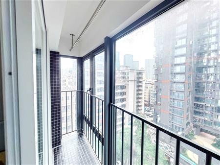 嘉葆润金座一期-阳台