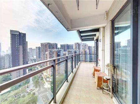 鸿威海怡湾畔花园-阳台