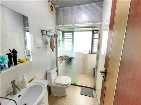 集信名城-卫生间