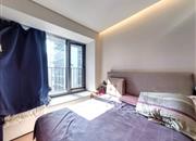 华润城润玺一期花园-主卧