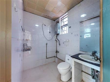 鹏兴花园（一期）-卫生间