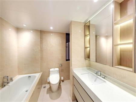 信义嘉御山-卫生间