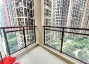 信义嘉御山-阳台